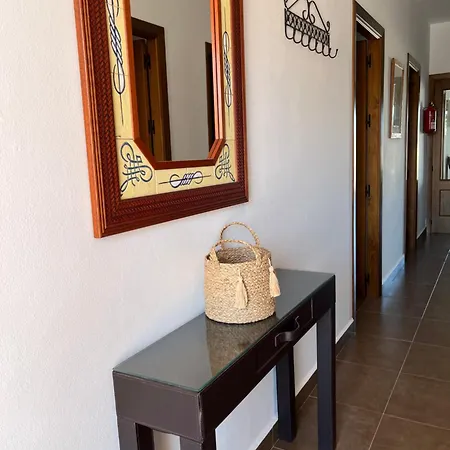 Casa Rocalla Conil 度假居 *